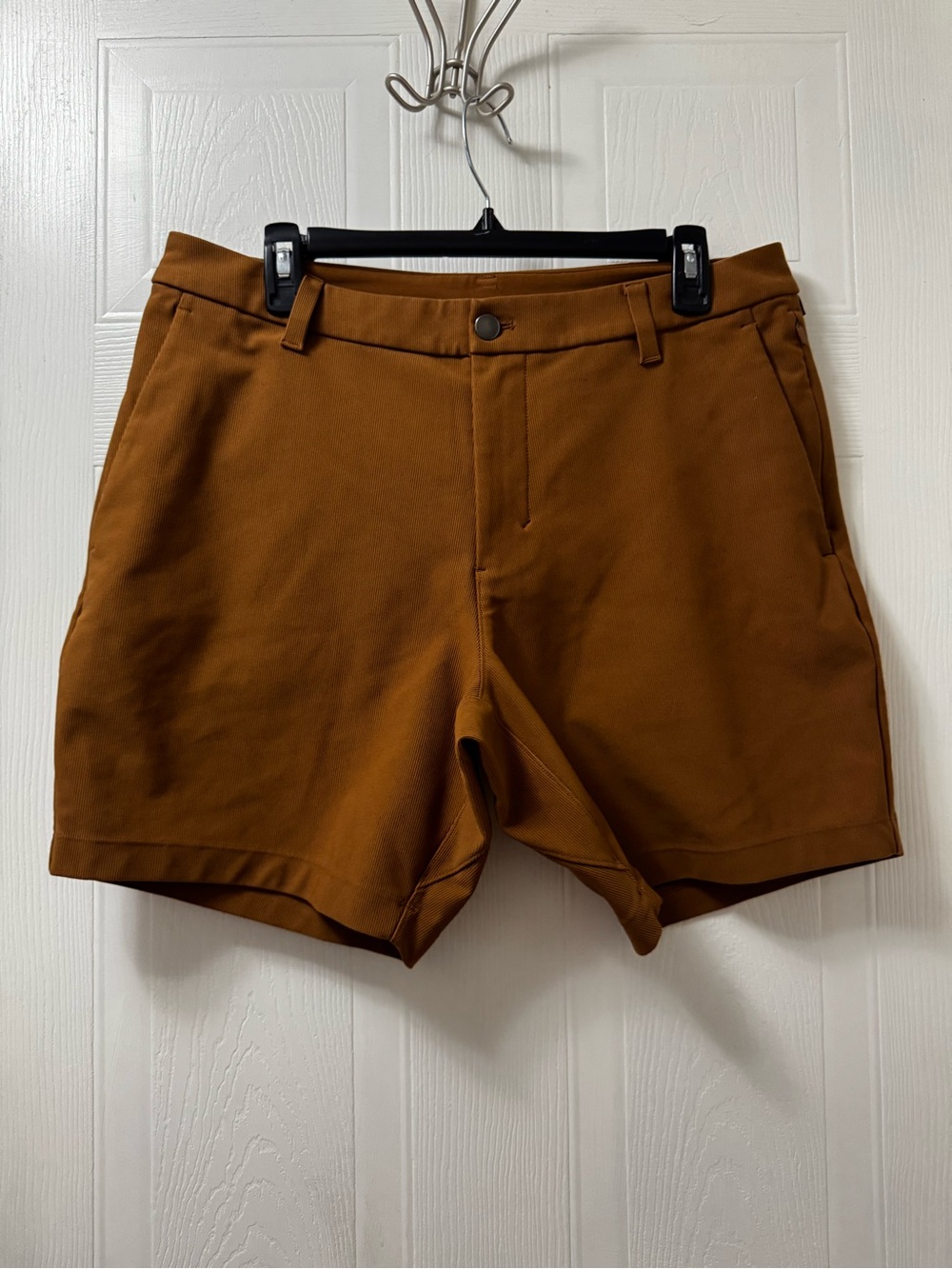 lululemon athletica Men's Flat Front Shorts in Rust